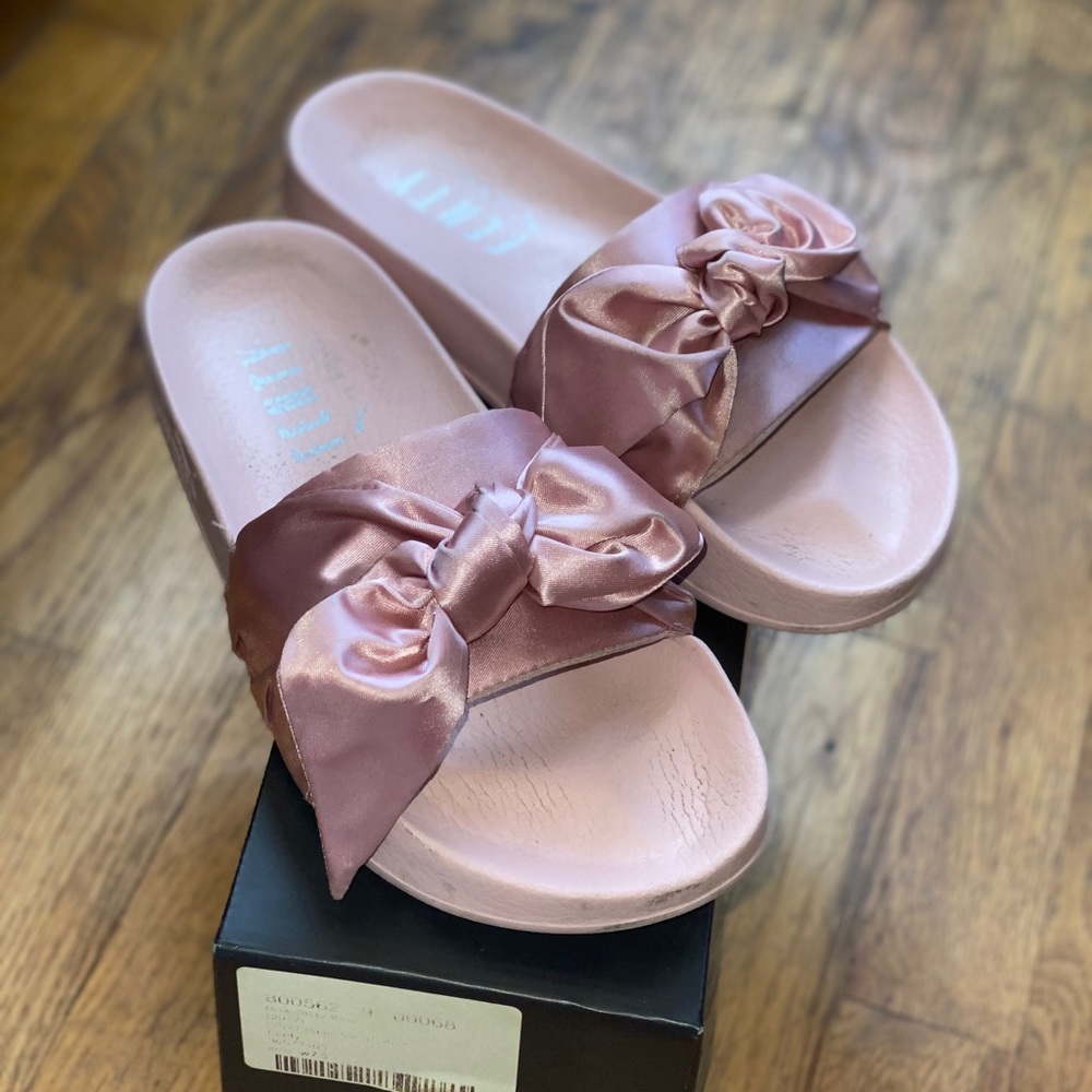 Fenty Puma Pink Bow Slides